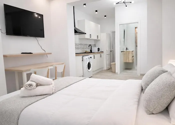 Estudios El Arcangel De Apartment